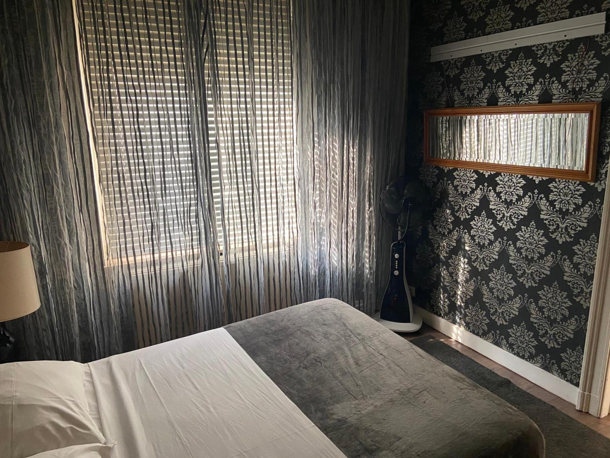 Timebasishotel Annee 70 *